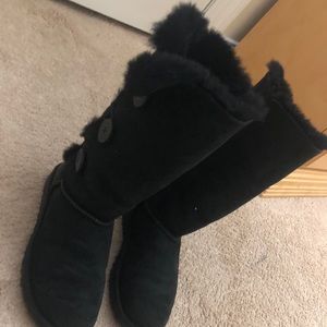 UGG Women’s Bailey Button Triple II Boot